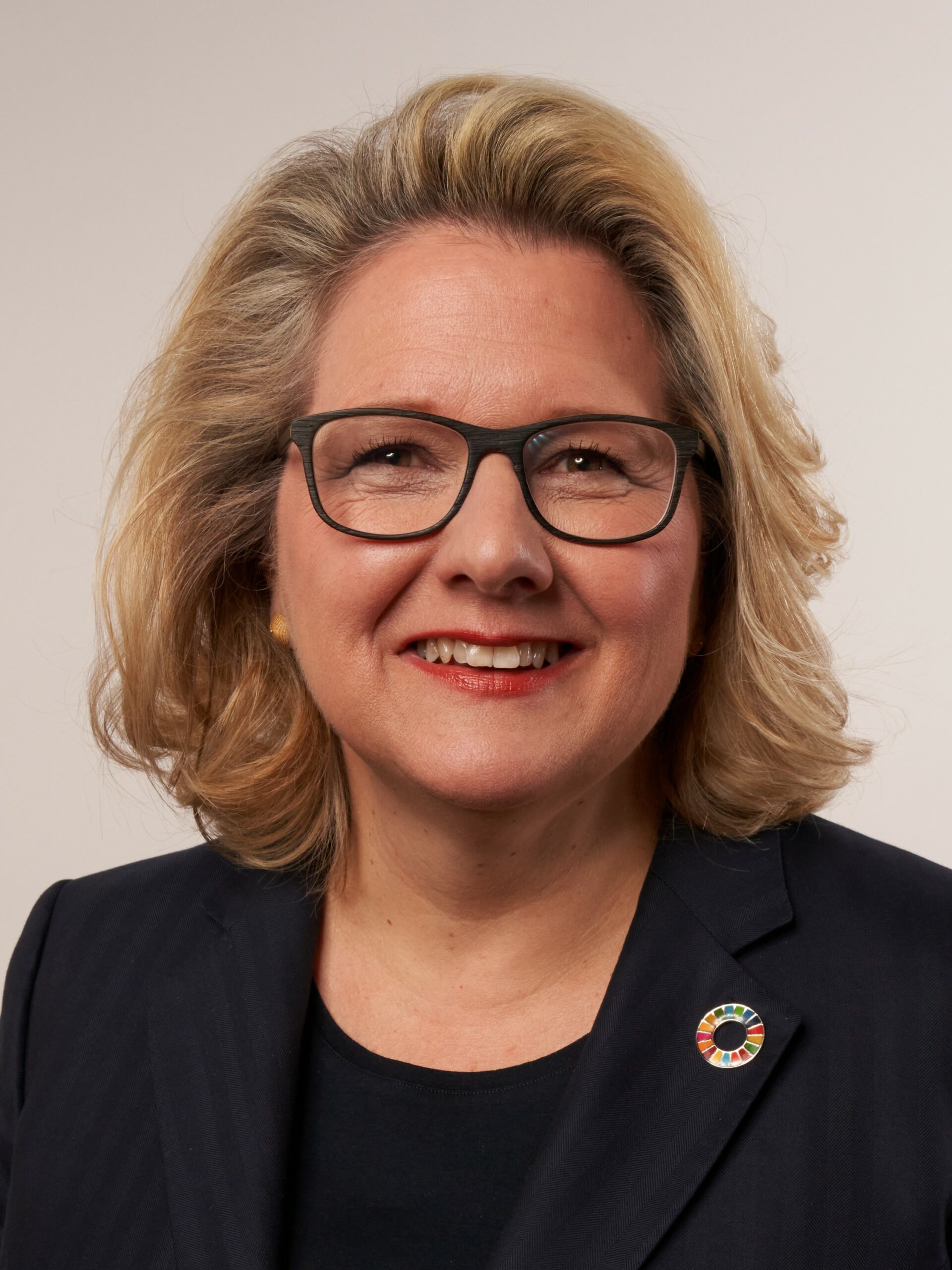 Svenja Schulze ist neue Bundes­ent­wick­lungs­ministerin